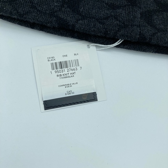 NWT COACH BLACK KNIT SIGNATURE BEANIE - Picture 8 of 9